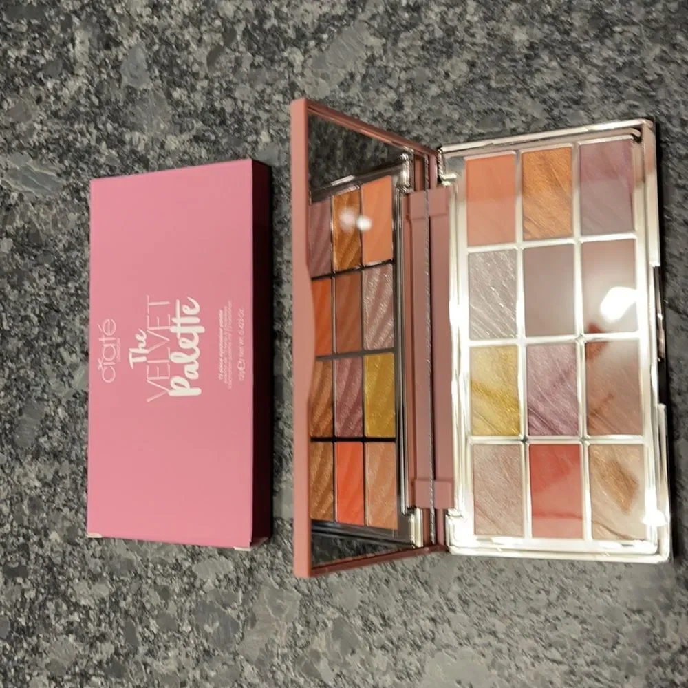 Ciate The Velvet Palette 2 piece eyeshadow palette super sparkly metallic new